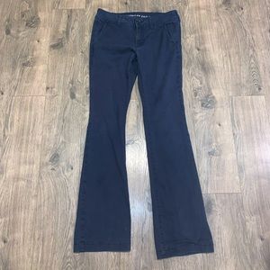 American Eagle uniform pants. Women’s 6L. Navy